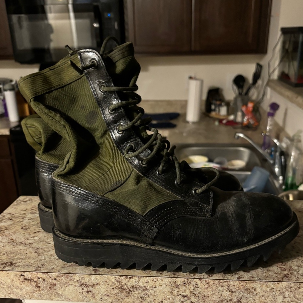 Black and green army jungle boots ripple sole